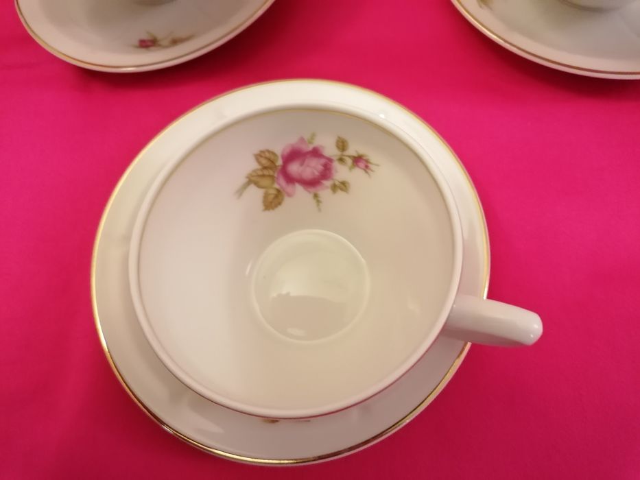 Serviço de chá em porcelana completo  Coimbra