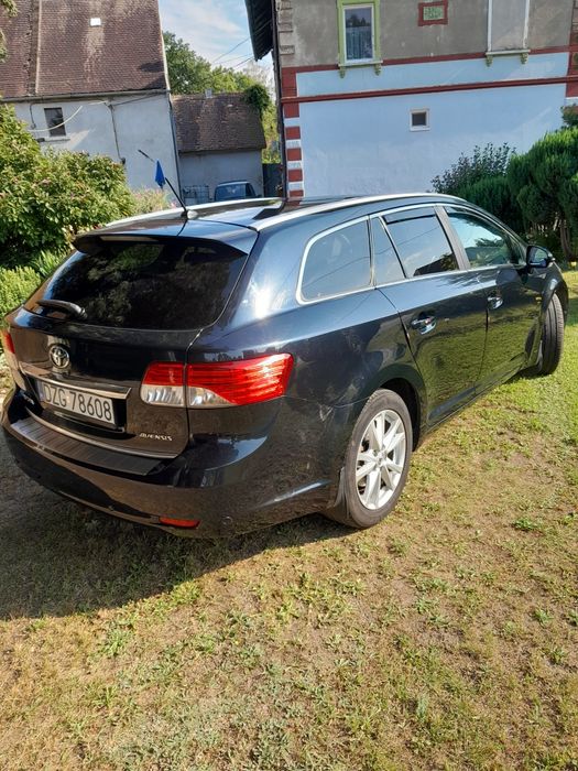 Toyota Avensis T27
