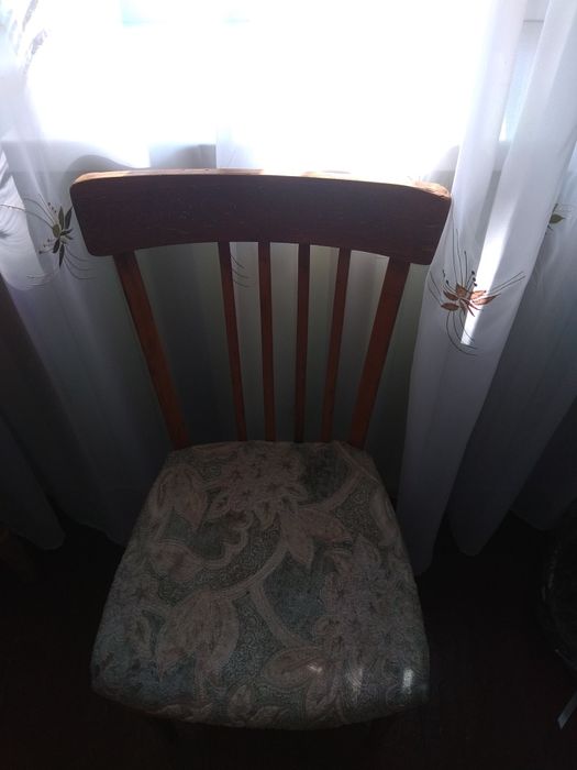 Продам  мягкий  стул