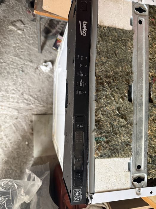 Посудомийна машина Beko