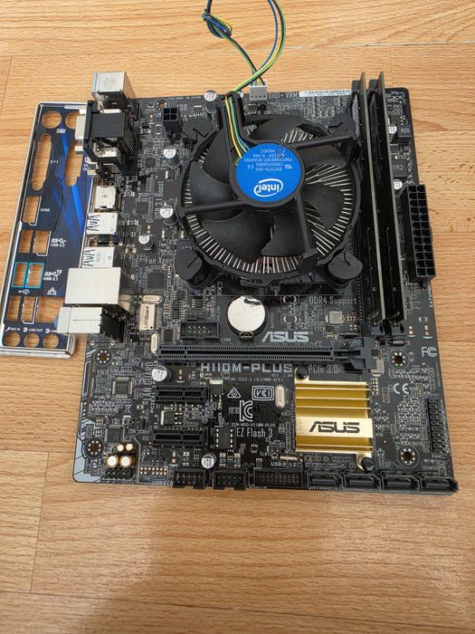 Intel i5-7400 3.5Ghz/охлад/Материнка Бистрий комплект s1151 4ядра для ПК