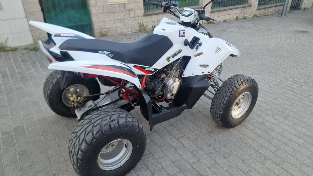 Zarejestrowany Quad 250 access triton  / lucky star//2010 r automat