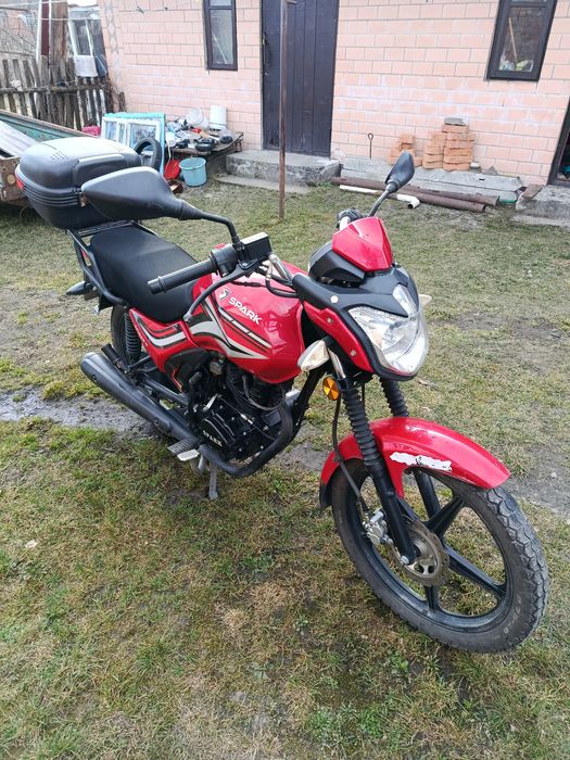 Продам мотоцикл spark