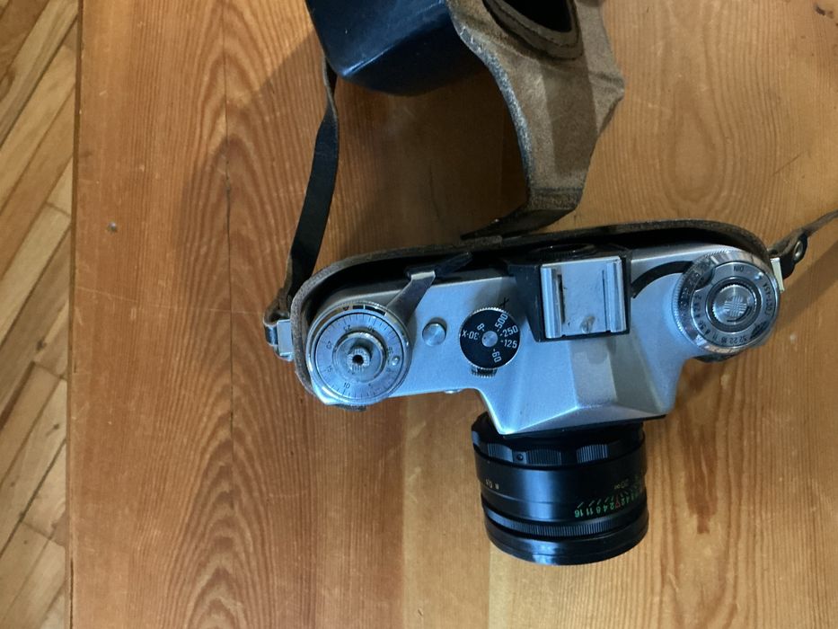 Фотоапарат часів СРСР Zenit E