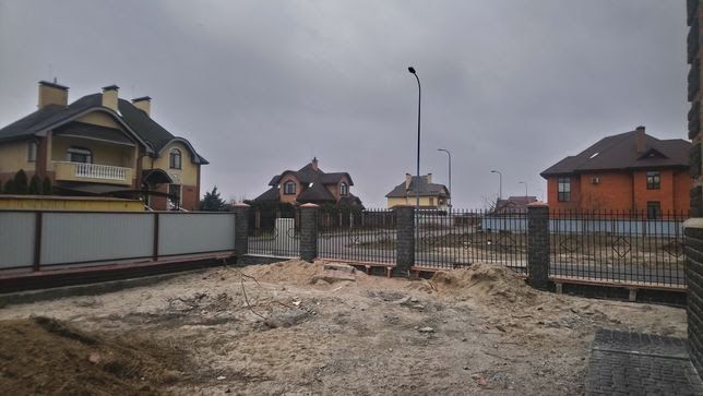 УЧАСТКИ- Троещина пригород Киева,акт:жиллая/коммерция.Опл.любая.Обмен.