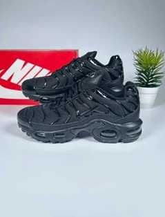 Nike _Air_ Max_ TN_Plus Black R.40