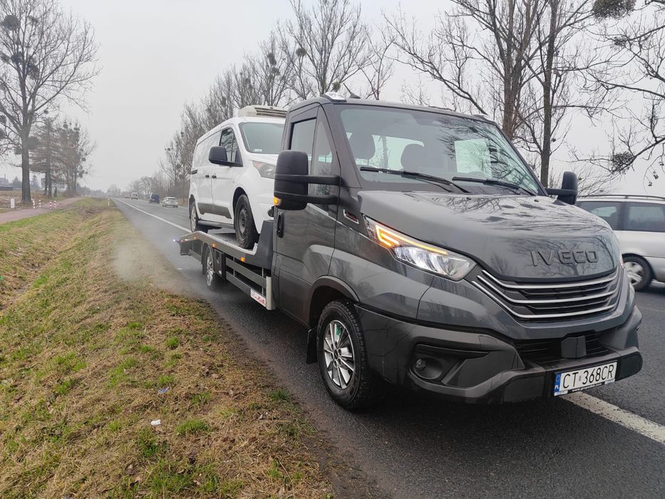 Pomoc drogowa autolaweta transport aut, maszyn