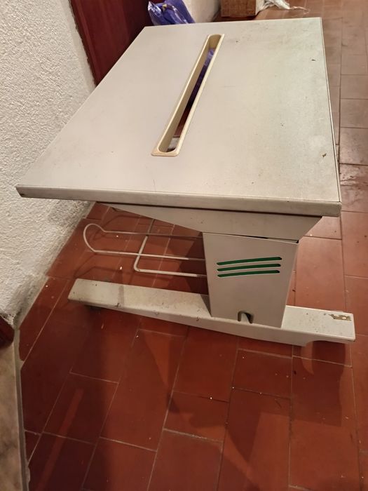 Mesa Altamira para impressora