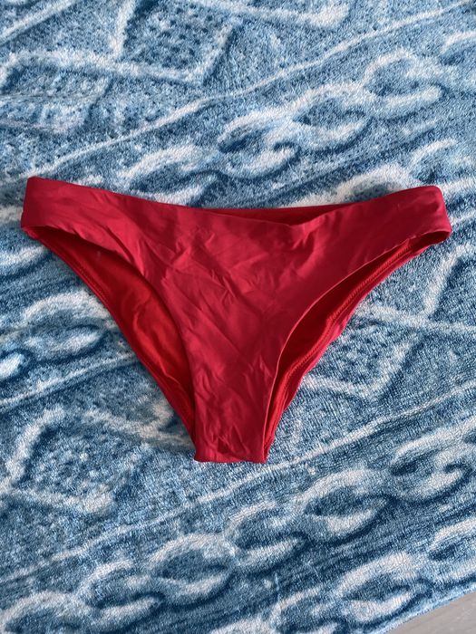 Nowy dół od bikini