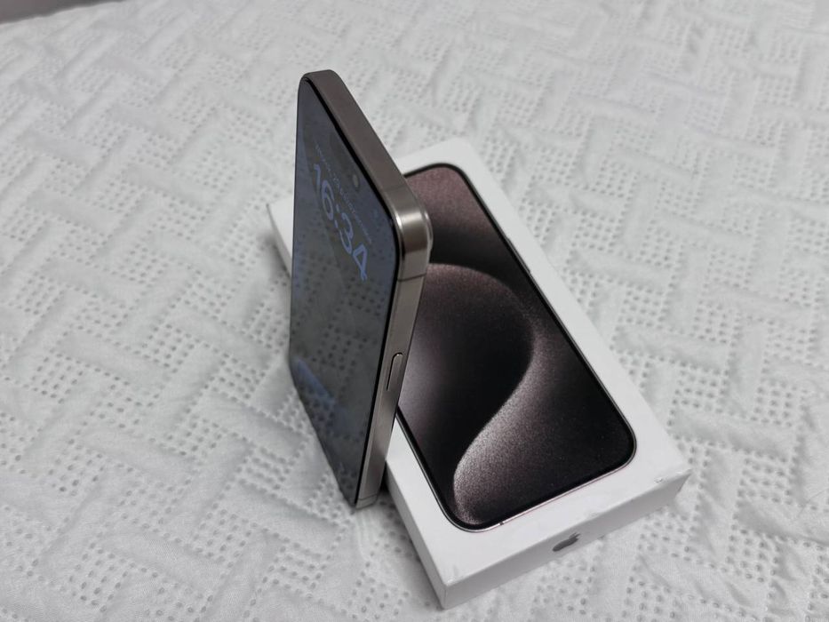 iPhone 15 Pro na 256GB, Natural