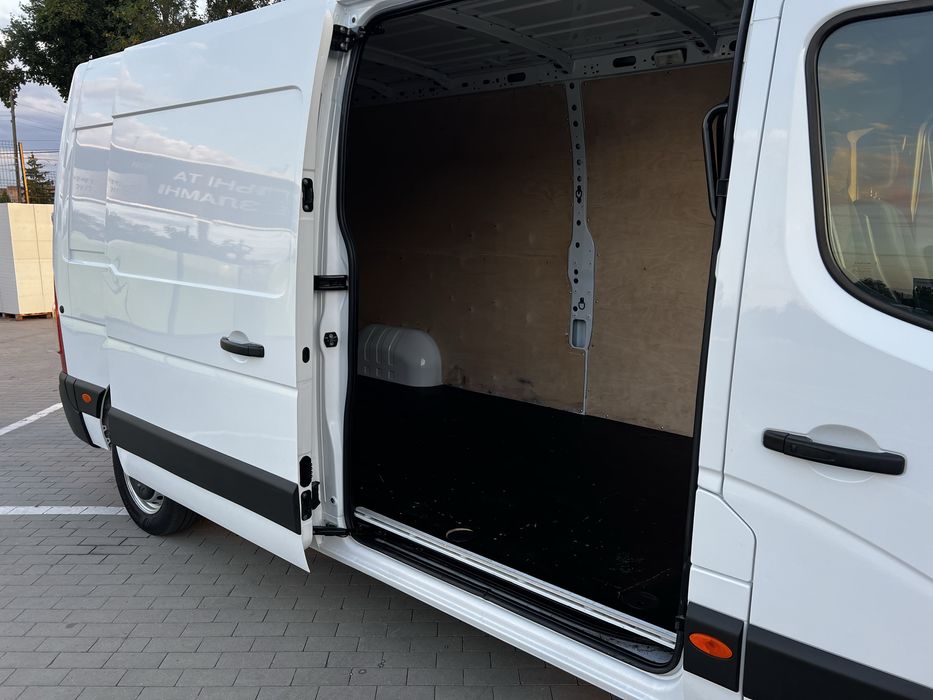 Renault Master 3 2023 рік 2.3 dci