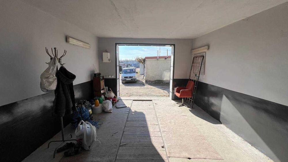 Продам гараж 2 поверха + підвал р-н Східний