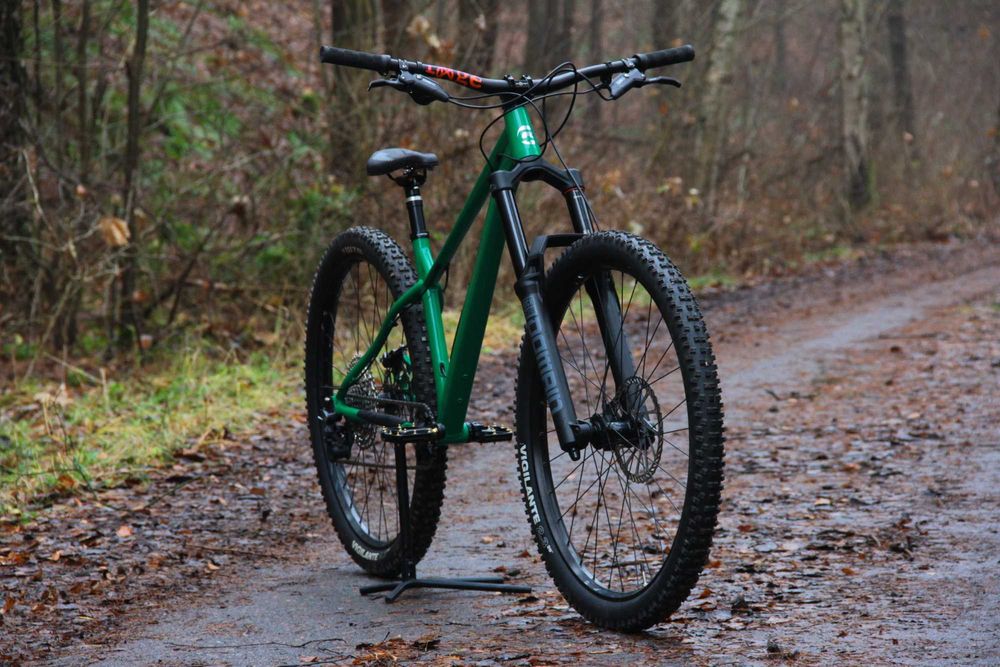 Rower Qark Rage enduro trail