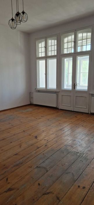 Lokal użytkowy na biuro, kancelarię lub pracownię w Toruniu.
