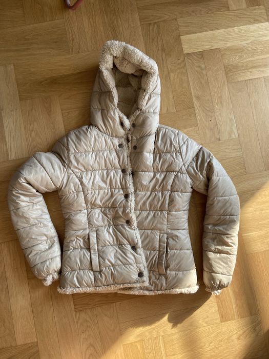 Dwustronna kurtka zimowa  krótka z kapturem beżowa Guess S