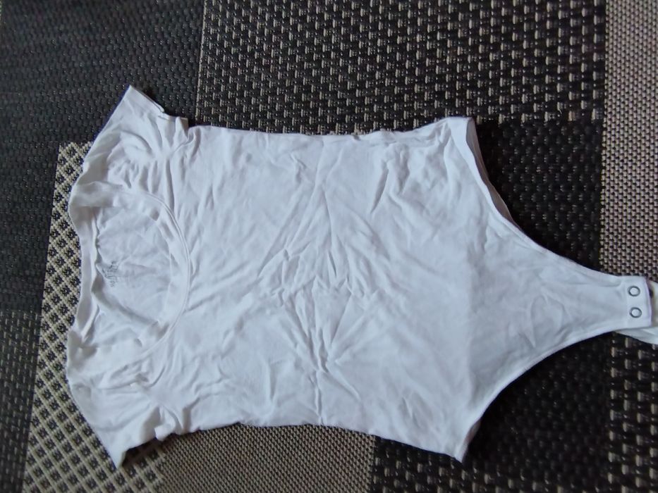 Боді білий і боді бежевий