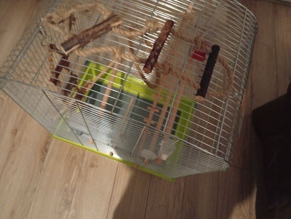 Sprzedam klatkę dla papug