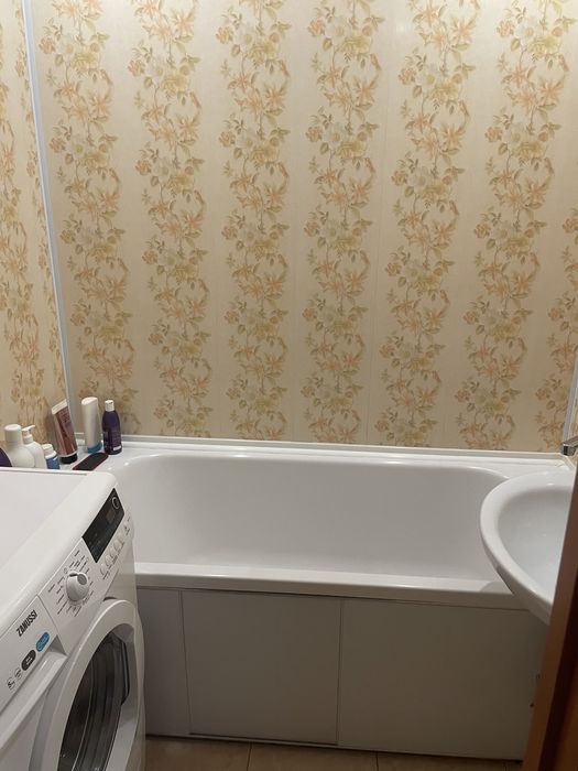 Продам 2-комн. квартиру (р-н ПШС),5 этаж - More