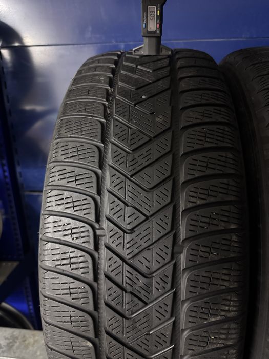 Pirelli Scorpion Hankook I pike RV 11 235/60r18 зимова