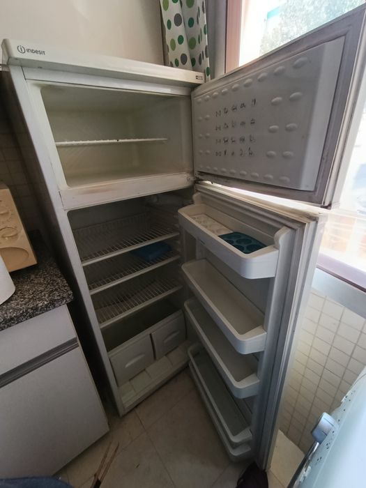 Frigorífico Indesit