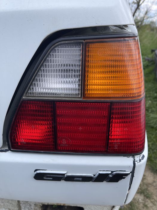 Правий стоп Volksvagen Golf 2 Hella