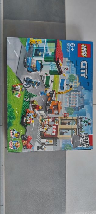 LEGO 60292 Centrum miasta + GRATIS