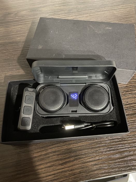 Блютуз гарнітура в шлем