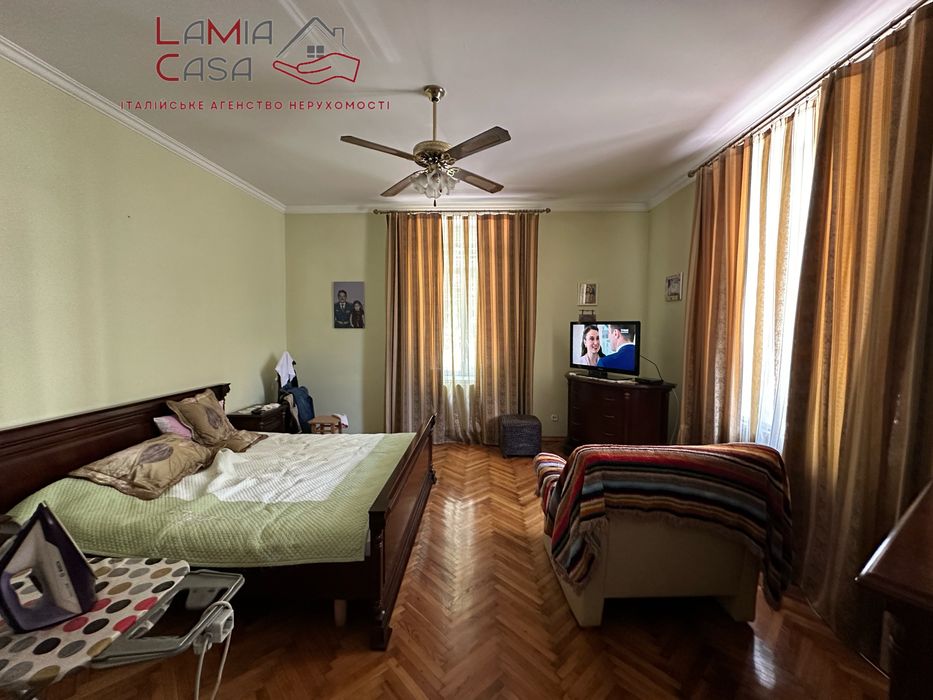 Продаж 3 кімнатноі квартири напроти парку Шевченка