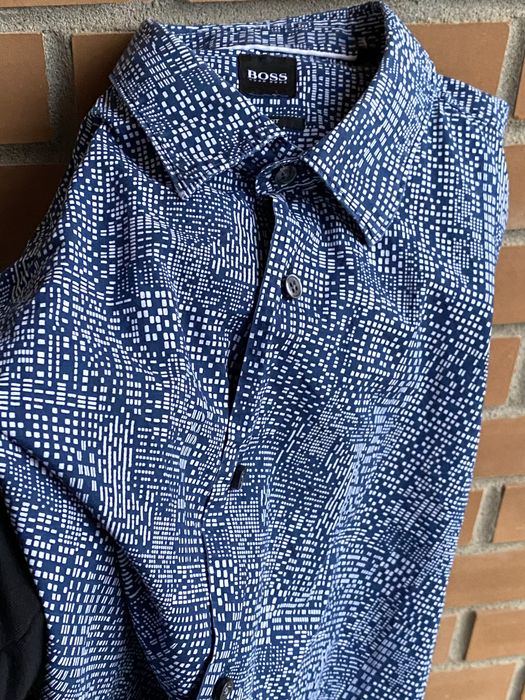 Рубашка Hugo Boss оригінал синя L