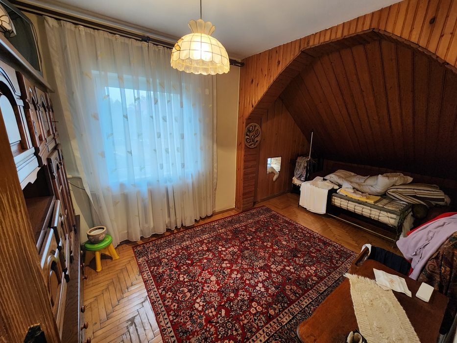 Продається будинок 120 м² у центрі – ідеальний для життя та бізнесу