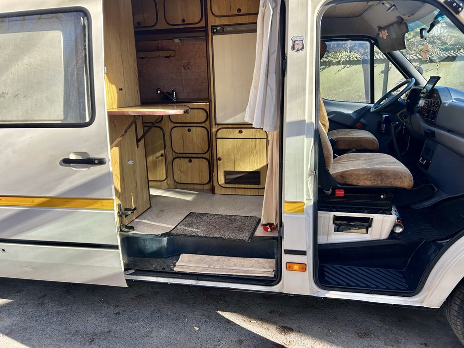 Sprzedam mercedesa sprinter kamper bus 2,9 super stan