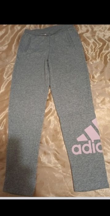 Nowe dresy Adidas rozmiar 140