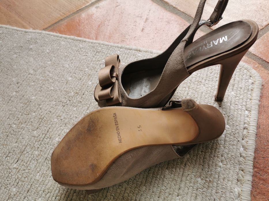 Sandália de cerimónia