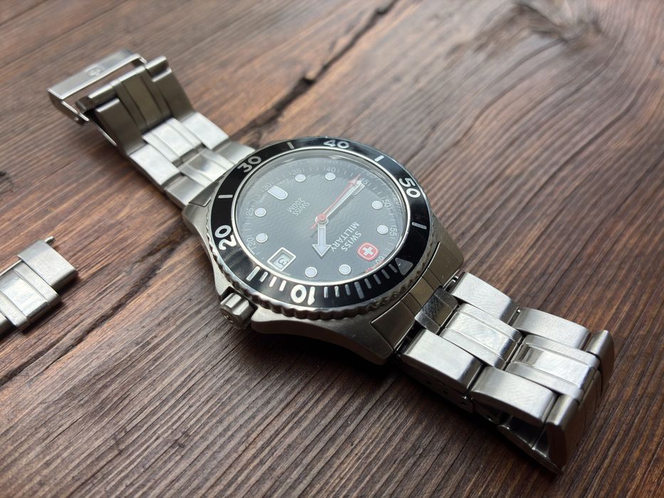 Zegarek Swiss Military Diver 38