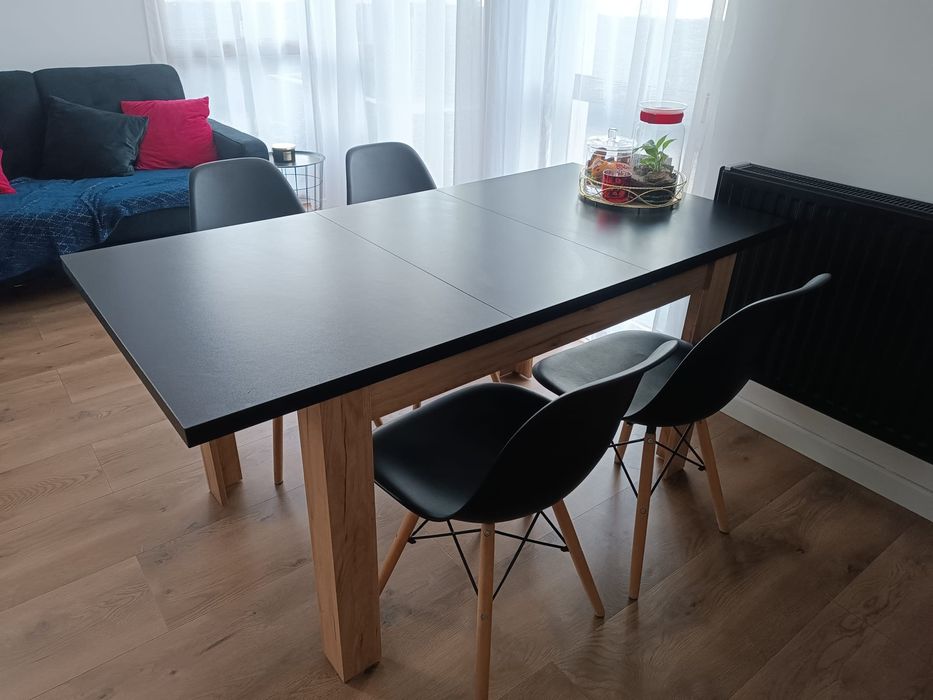 Nowoczesny stół rozkładany w cenie 600 zł