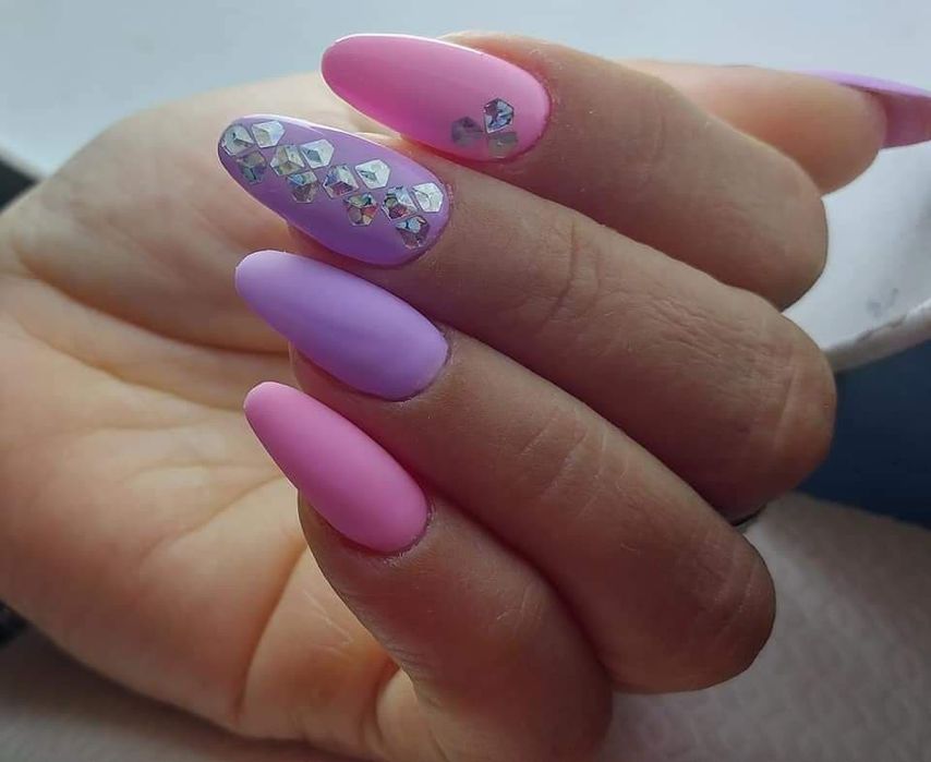 Лісний масив.Нарощування.Корекція.Педикюр.