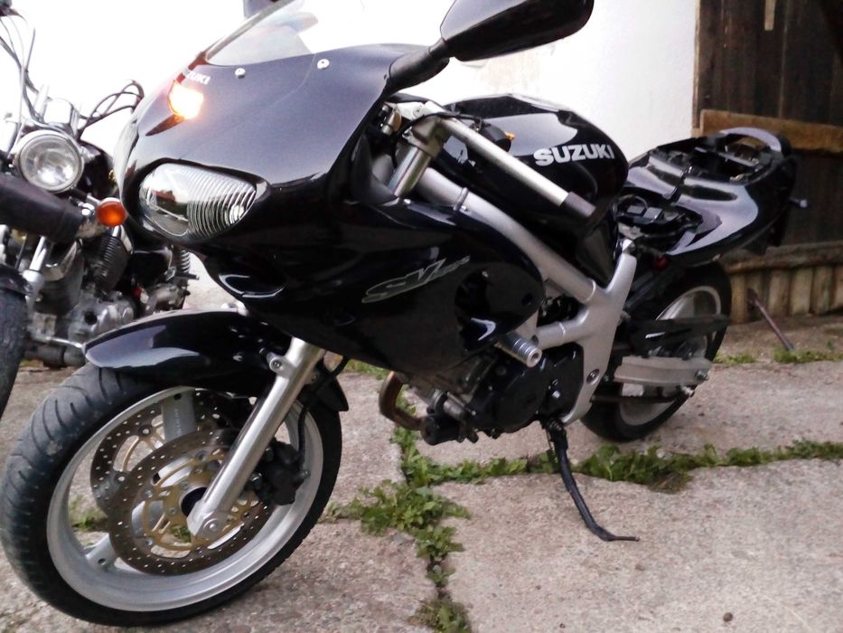 Suzuki SV 650 lampa licznik stelaż czacha owiewka osłona chłodnica tłumik regulator lusterko szyba części