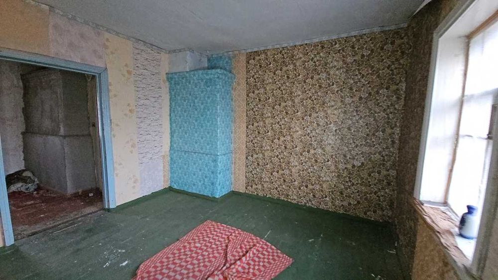 Будинок в місті Яготині поруч з Мясним базаром, школою та садочком