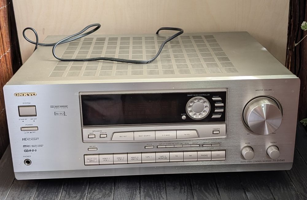 Amplituner Onkyo TX-SV545 z oryginalnym pilotem