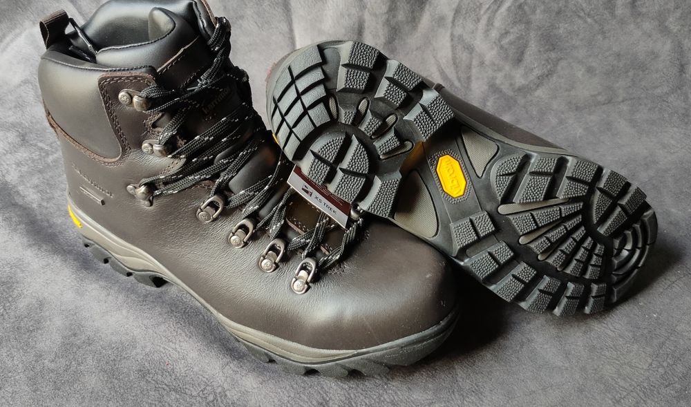 Черевиків трекінгові чоловічі Karrimor дві моделі