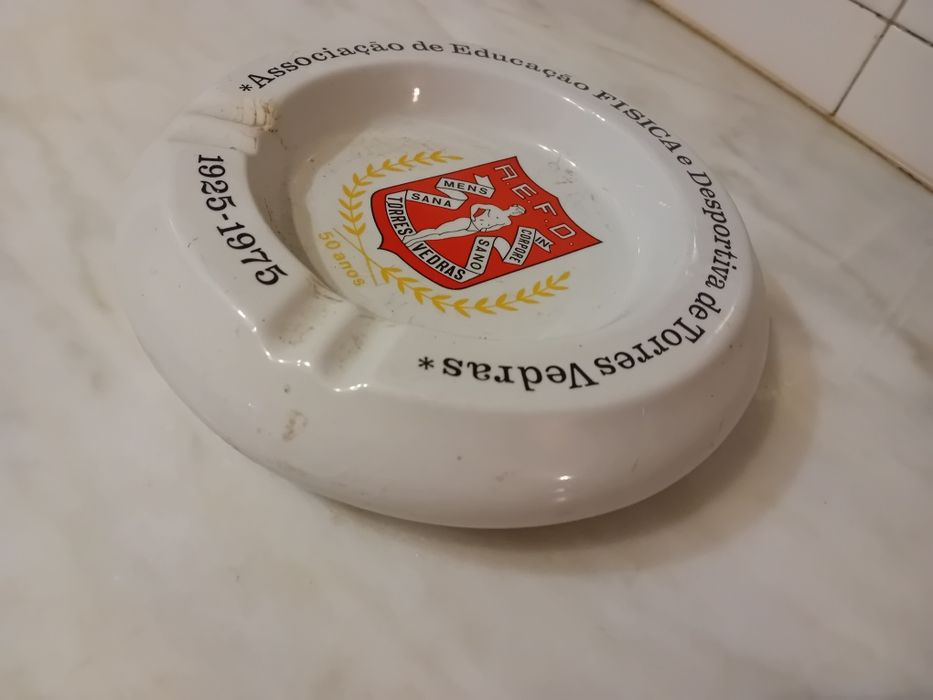 Cinzeiro Antigo Comemorativo