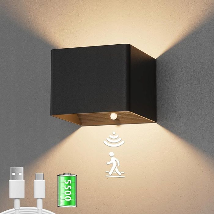 Witam, mam na sprzedaż 2 lampki ścienna z czujnikiem ruchu 3000K