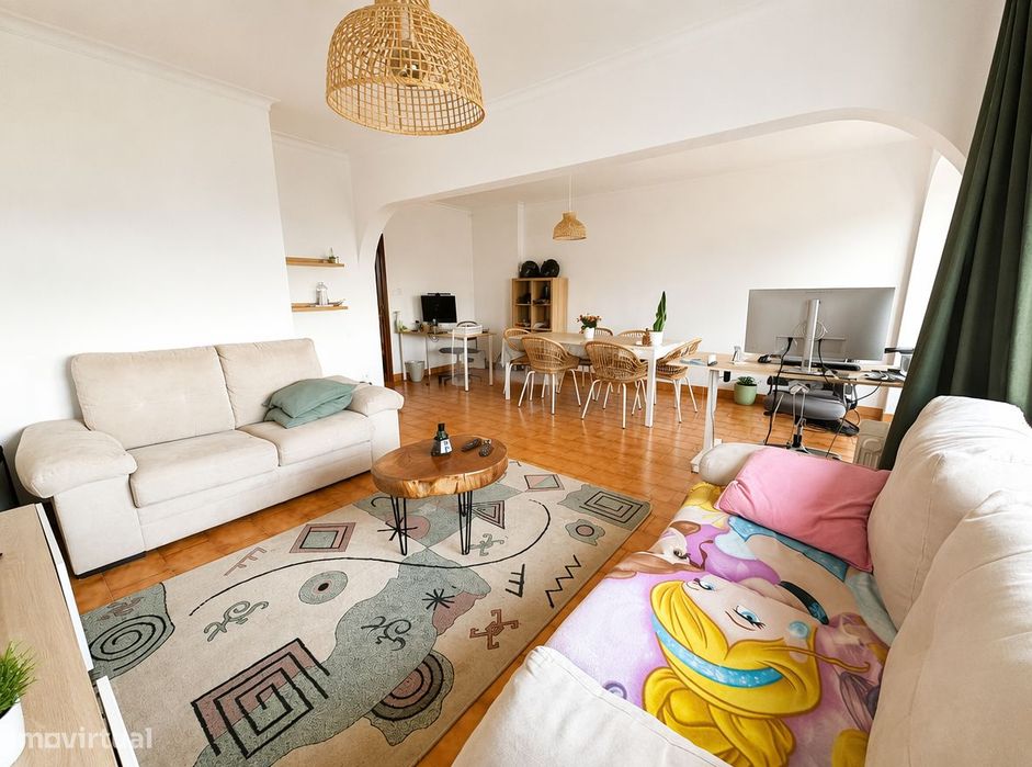 T2 Apartment in the Center of Loures – Rental