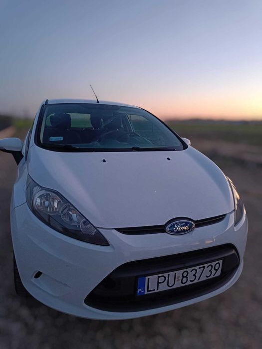 Samochód Ford Fiesta MK7