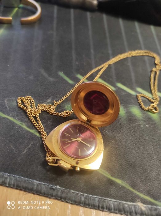 Часы кулон ссср Заря позолота Au 5 состояние