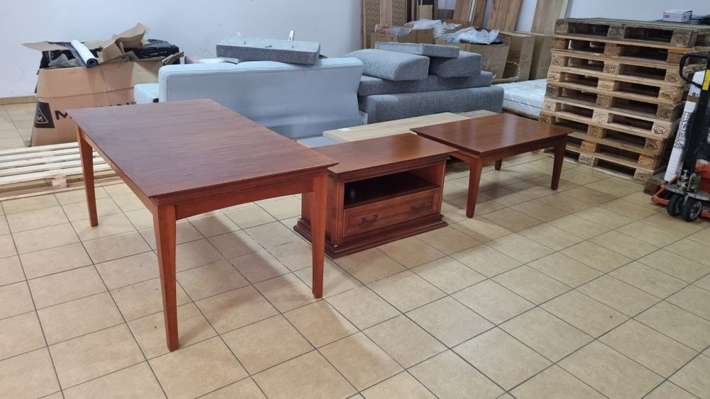 Sprzedam komplet mebli z transportem pod wskazany adres na terenie Bia