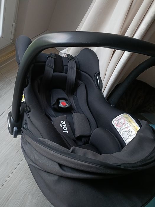 Fotelik / nosidełko Joie i-Snug – lekki, bezwypadkowy