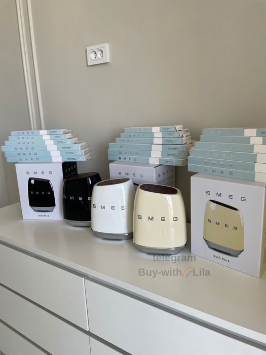 Ножі Smeg + підставка в повному пакуванні кольори в асортименті