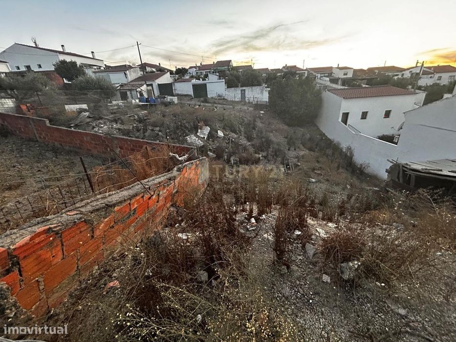 Terreno urbano com 500m2 em Safara