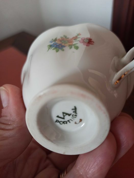 Vista Alegre-peças decorativas